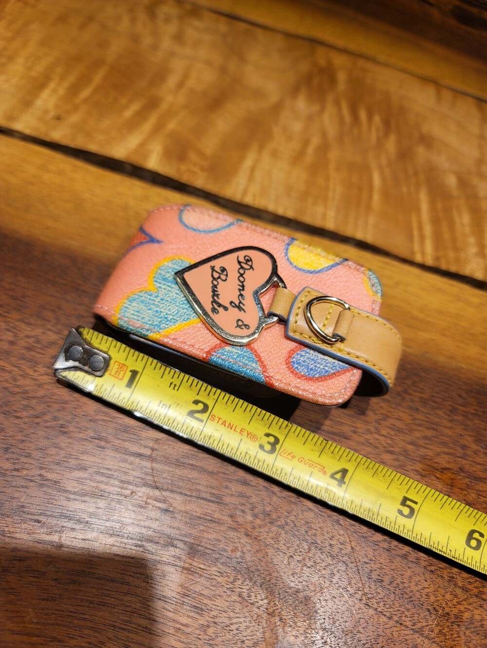 Dooney & Bourke Vintage Y2K Doodle Hearts Pink Rainbow Snap Case - Picture 3 of 11